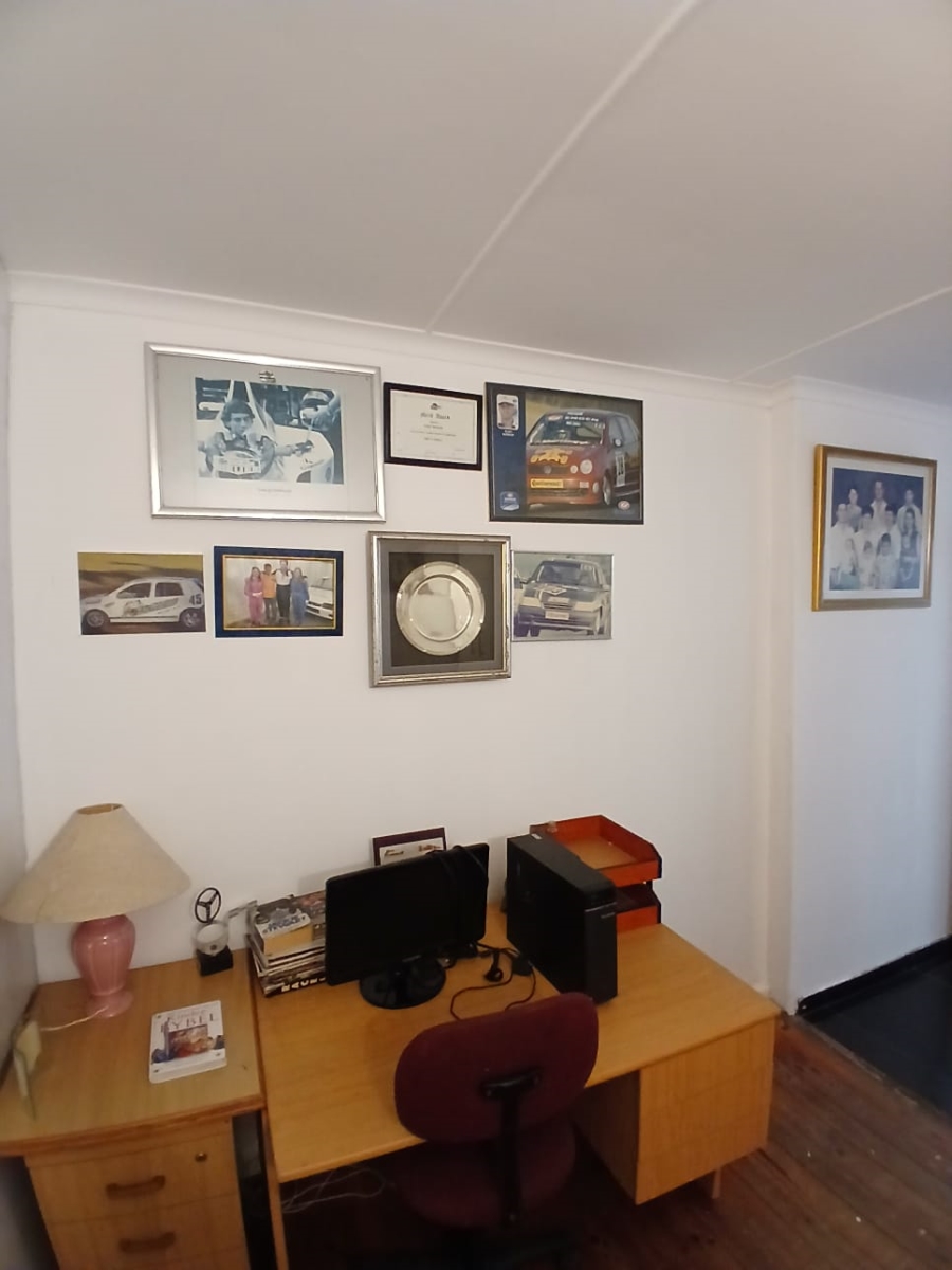 3 Bedroom Property for Sale in Amalinda Eastern Cape